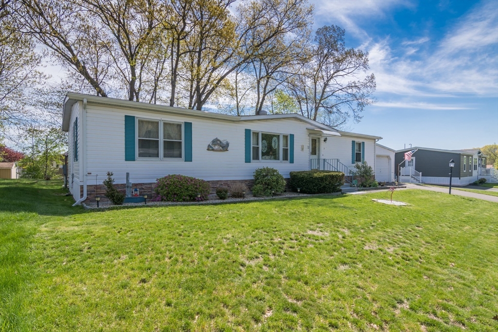 3 John Drive West Springfield, MA 01089 - Photo 2 of 36