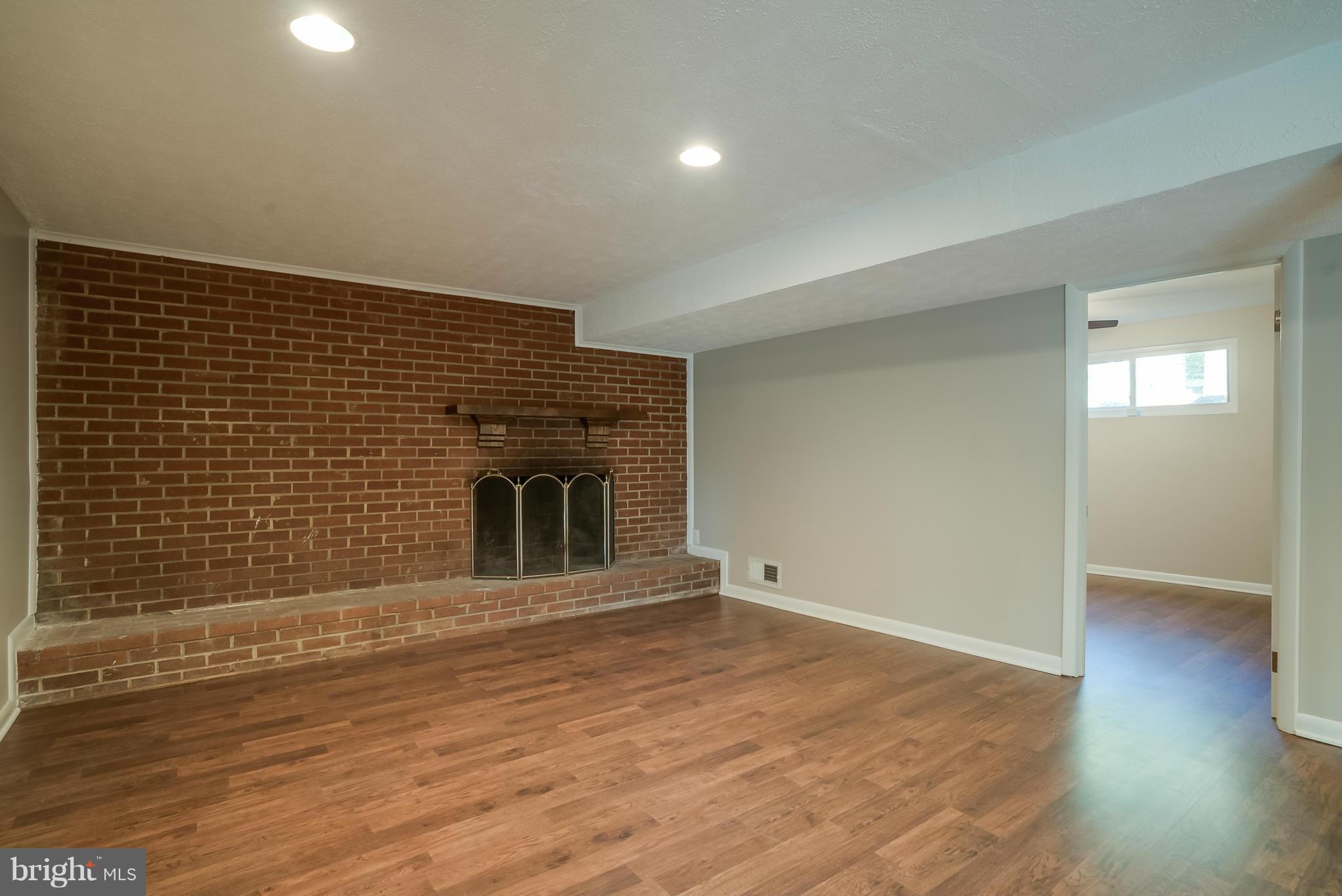 5605 Jason Street Cheverly, MD 20785 - Photo 26 of 30 2nd Living Room