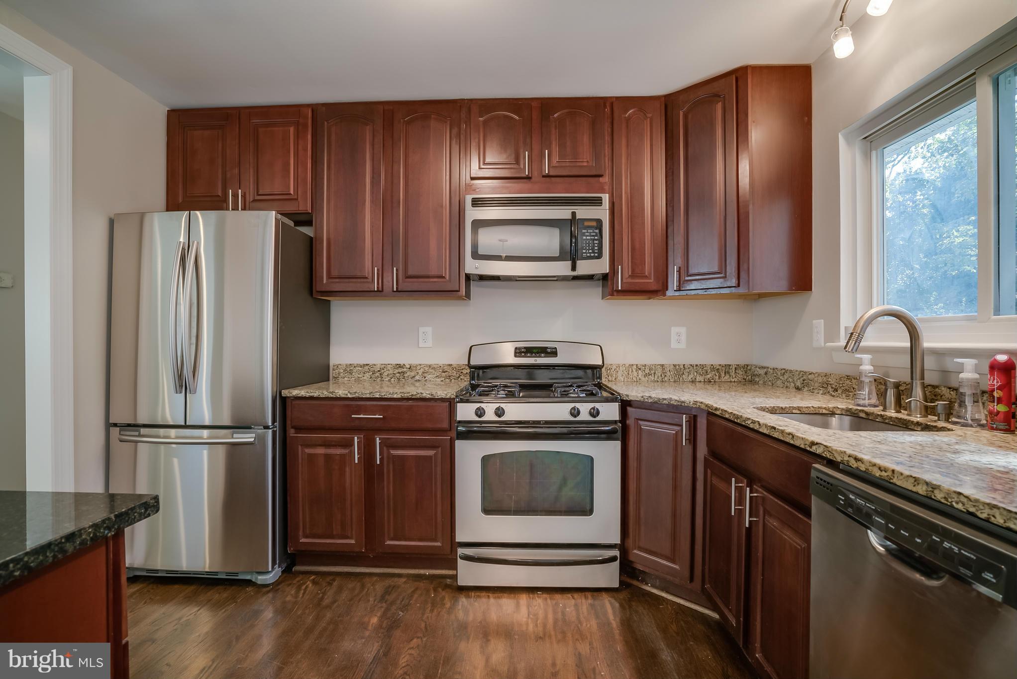 5605 Jason Street Cheverly, MD 20785 - Photo 6 of 30 Kitchen
