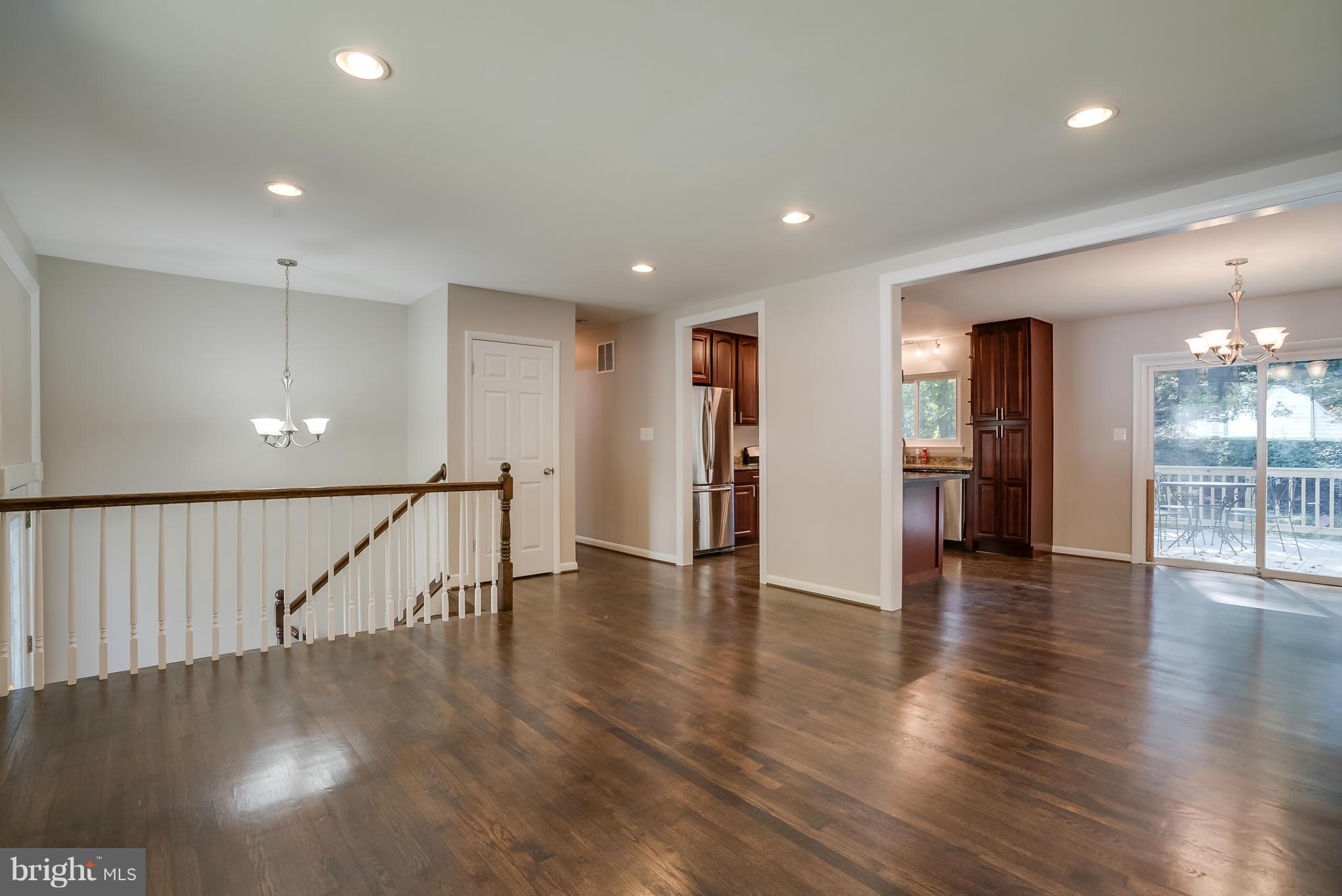 5605 Jason Street Cheverly, MD 20785 - Photo 10 of 30 Living Room