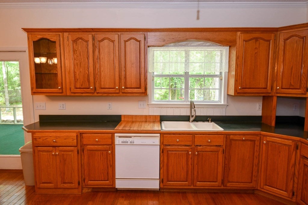 324 Pear Tree Road Auburn, AL 36830 - Photo 9 of 29 Gallery Image 9
