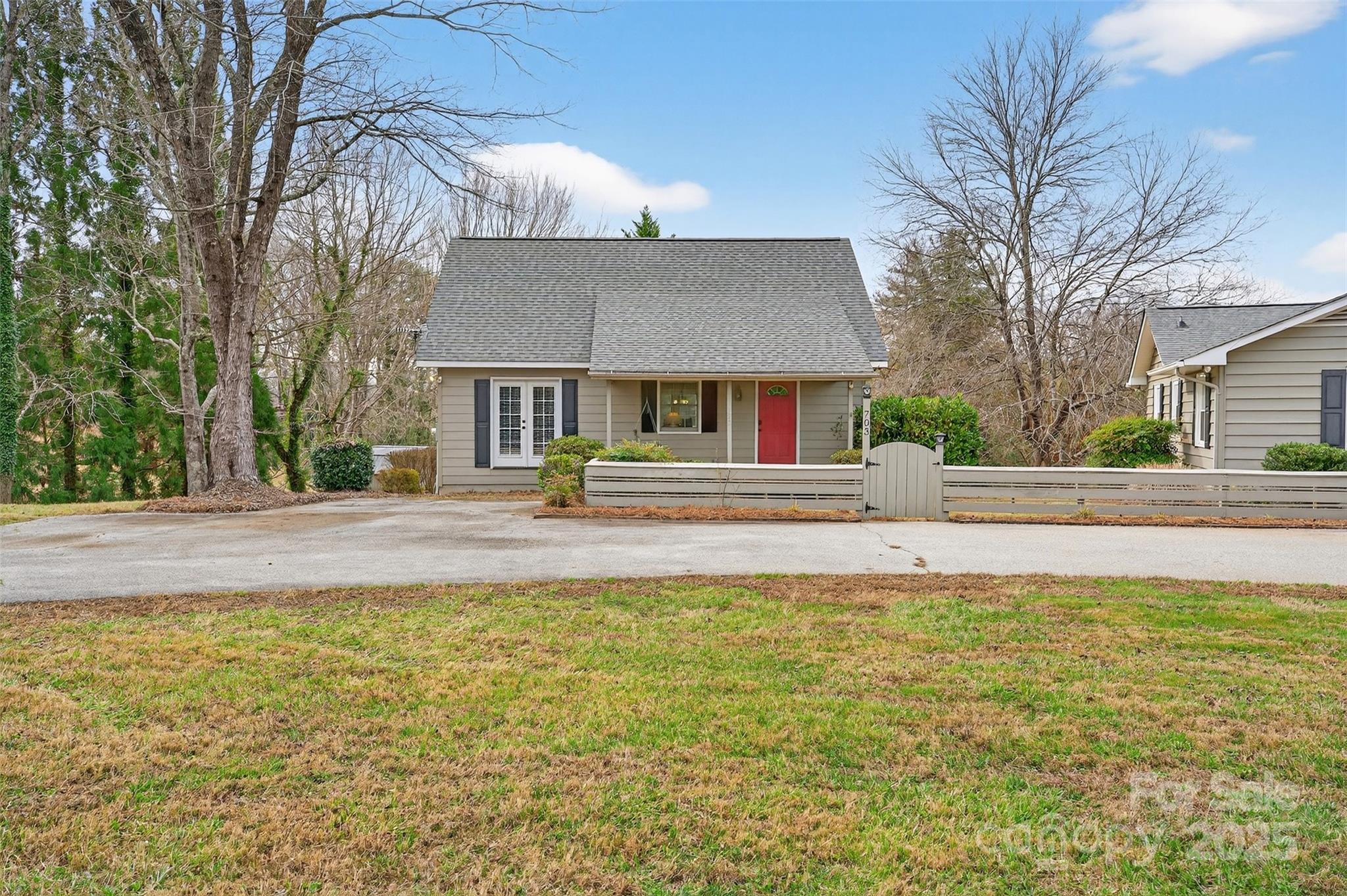 705 Hooper Creek Road Tryon, NC 28782 - Photo 3 of 48