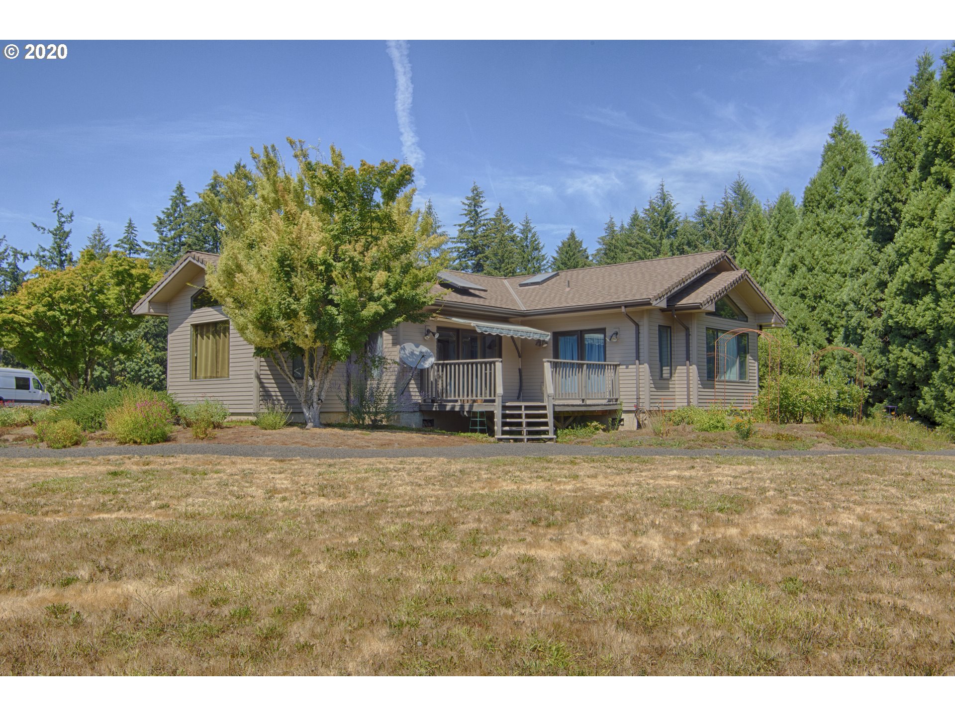 6315 Southeast Whiteson Road Amity, OR 97101 - Photo 18 of 30 a front view of a house with a garden
