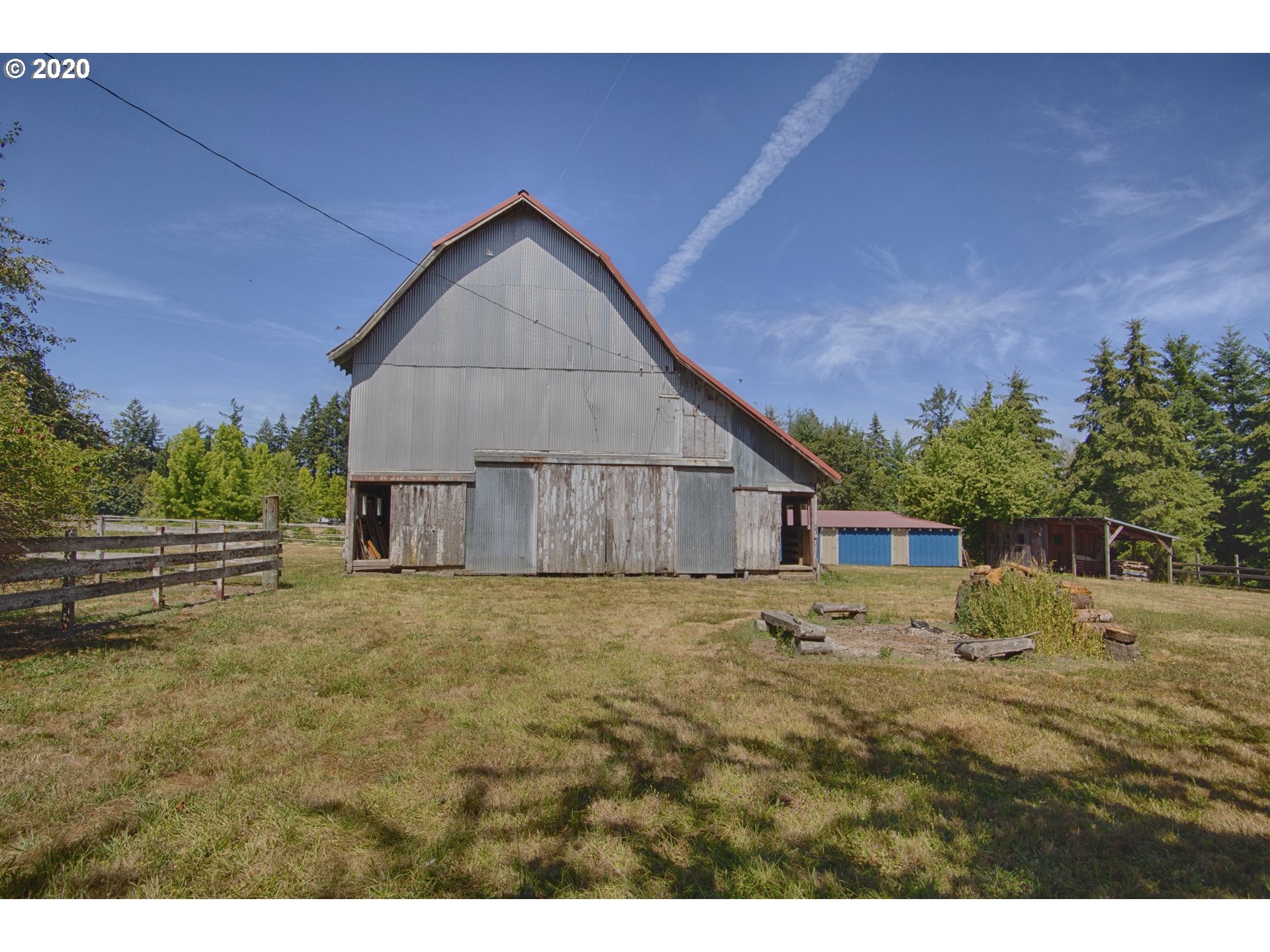 6315 Southeast Whiteson Road Amity, OR 97101 - Photo 21 of 30 a backyard of a house