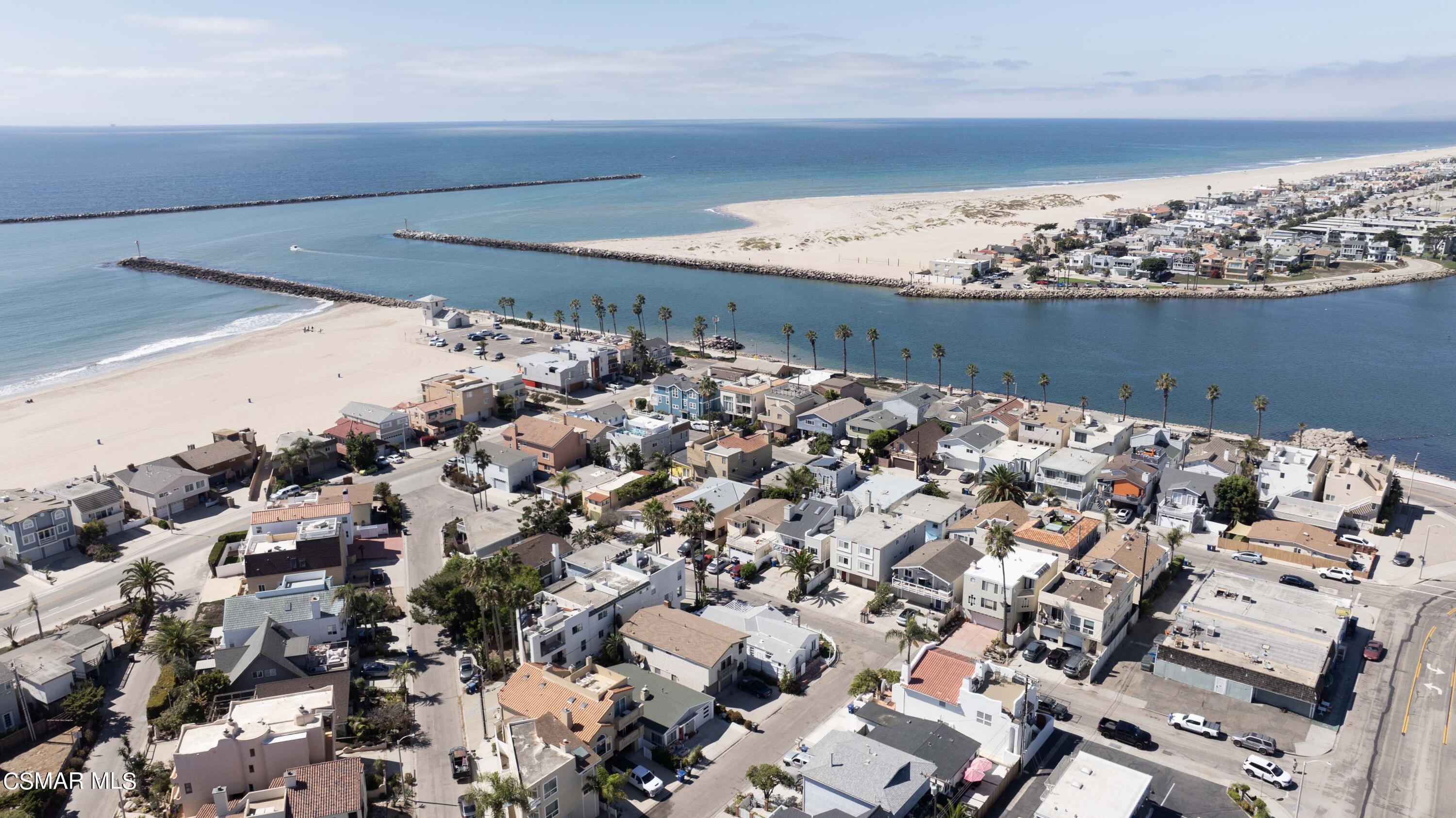 a view of lot of city