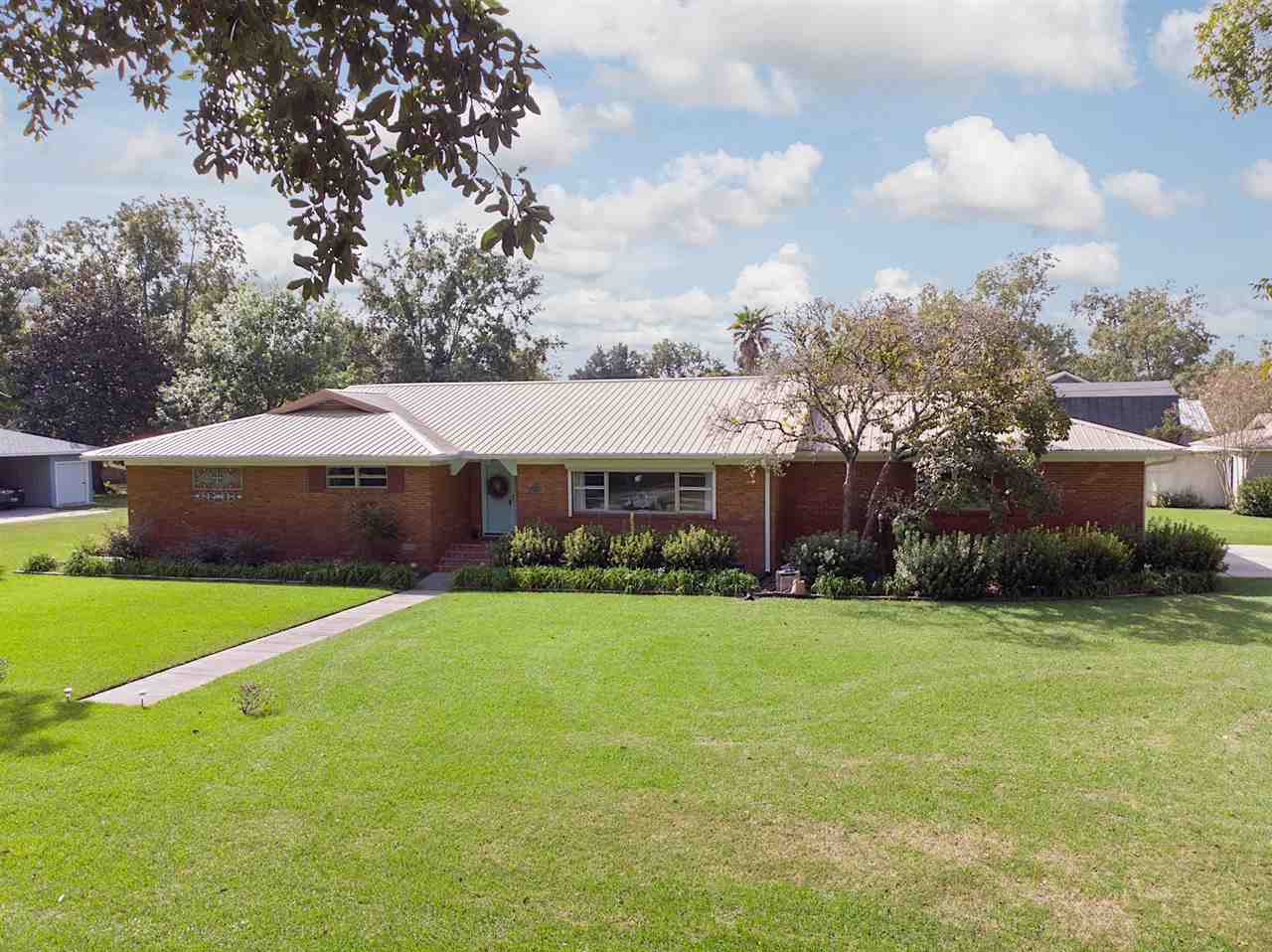 600 East Myrtle Avenue Foley, AL 36535 - Photo 1 of 33