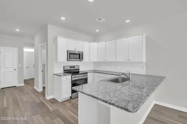 $1,900 | 246 Arnette Drive, Unit B, Ocean Isle Beach, NC 28469