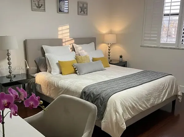 $1,700 | 2450 Northeast 135th Street, Unit 103, North Miami, FL 33181