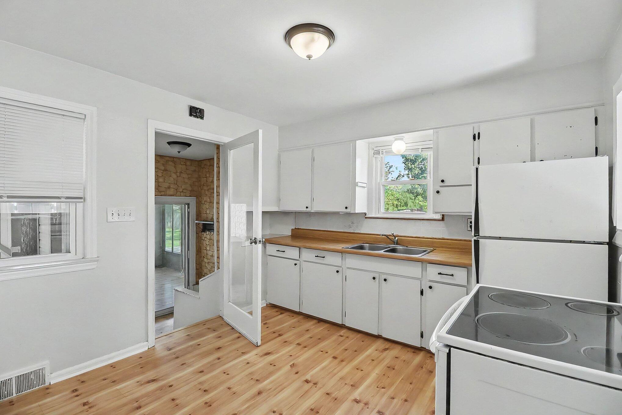 47709 Greenview Road Utica, MI 48317 - Photo 14 of 30 016_file_8512