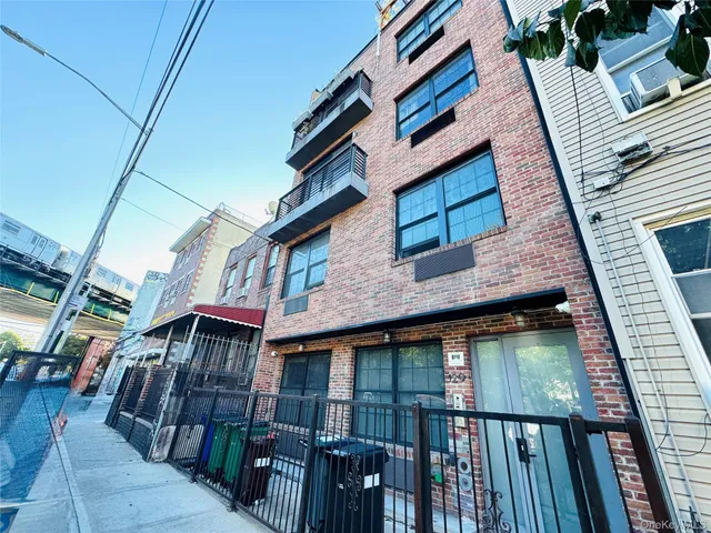 $2,999 | 129 Stockholm Street, Unit 4R | Bushwick