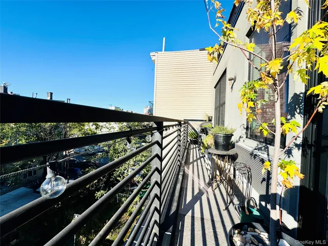 $2,999 | 129 Stockholm Street, Unit 4R | Bushwick
