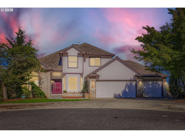 $738,000 | 6340 Southwest 166th Place, Beaverton, OR 97007