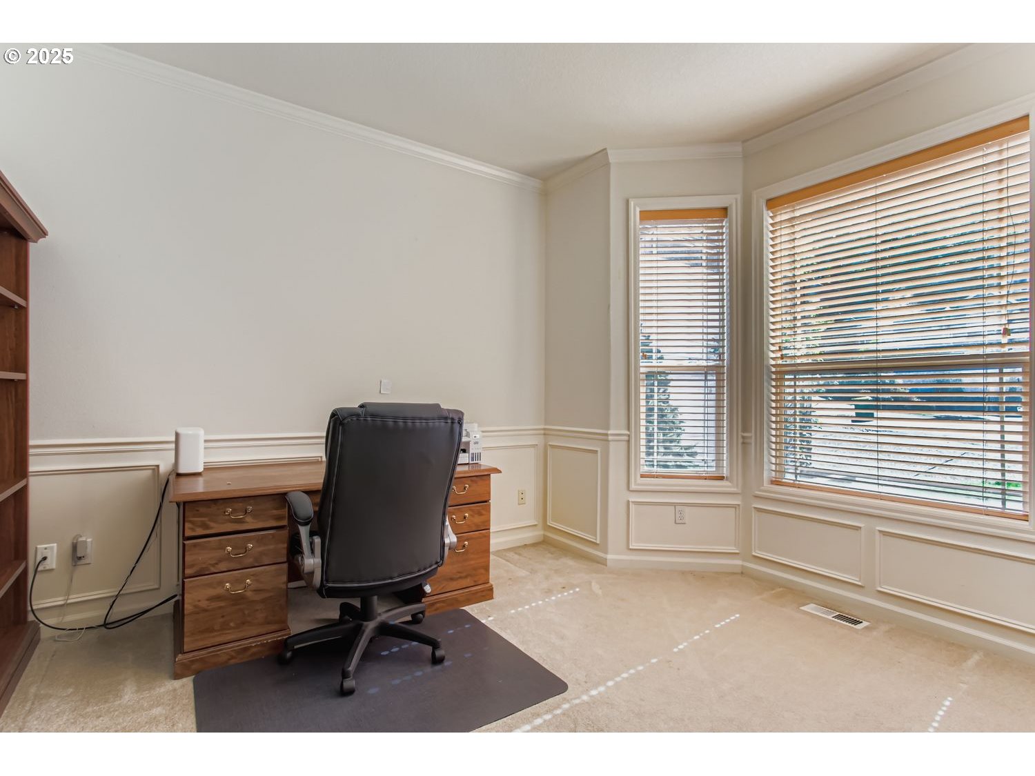 6340 Southwest 166th Place Beaverton, OR 97007 - Photo 11 of 26 Den/Office