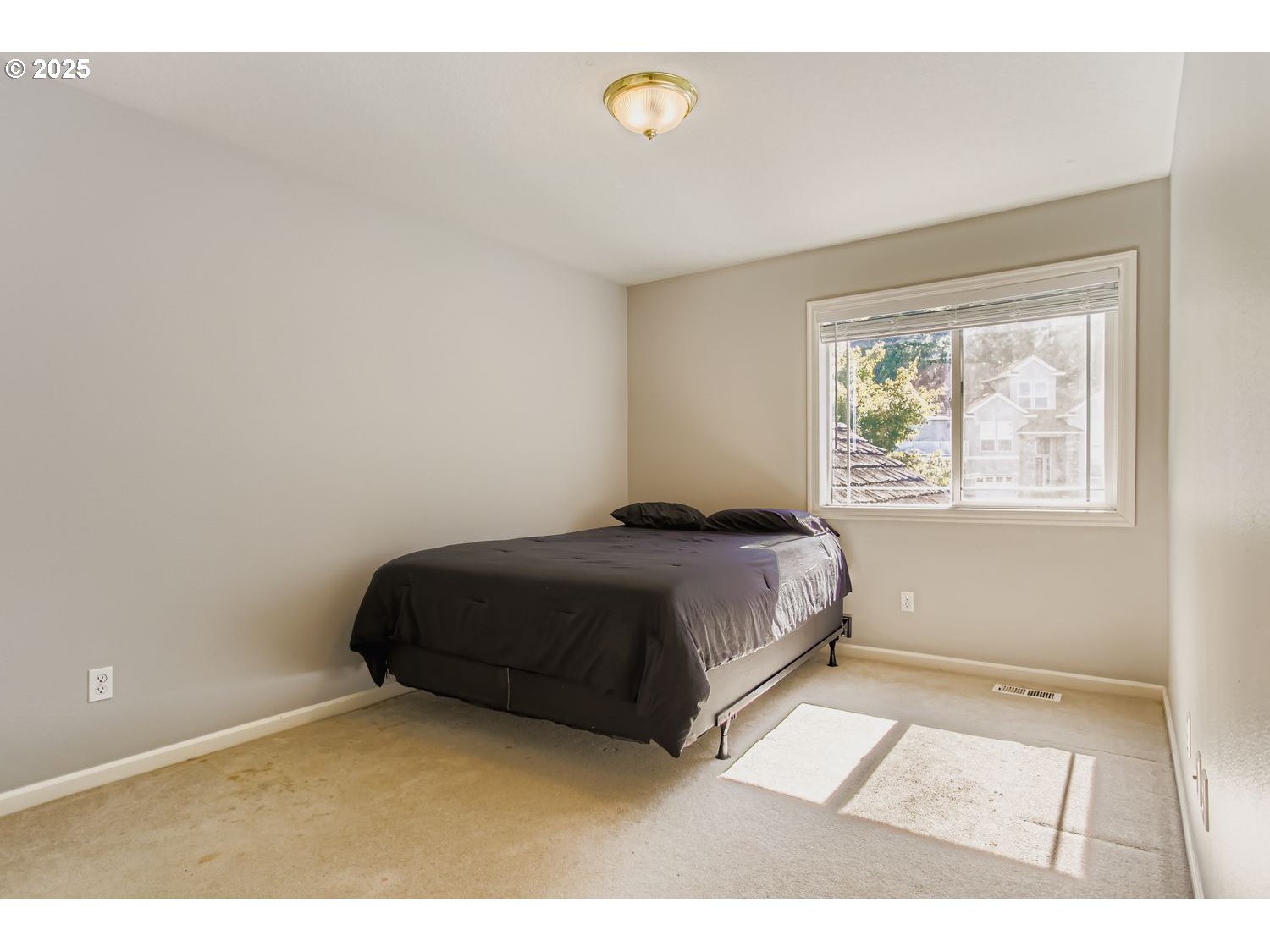 6340 Southwest 166th Place Beaverton, OR 97007 - Photo 16 of 26 Bedroom