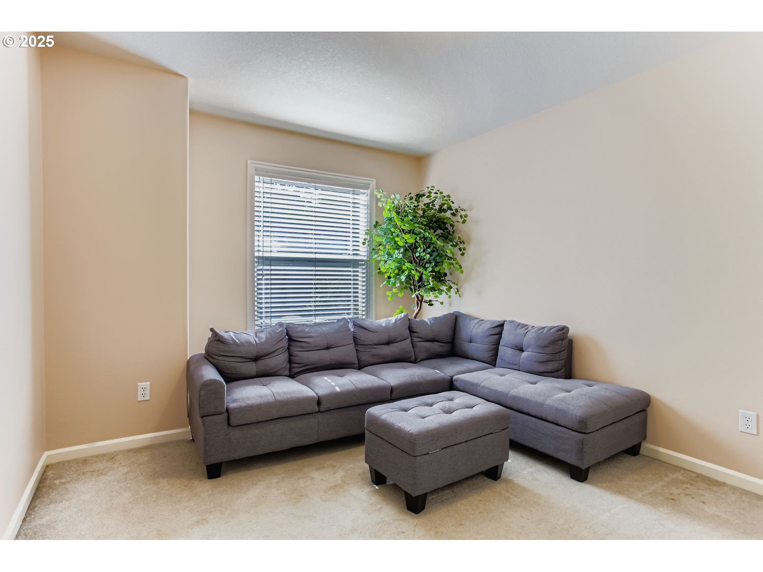 6340 Southwest 166th Place Beaverton, OR 97007 - Photo 17 of 26 Bedroom