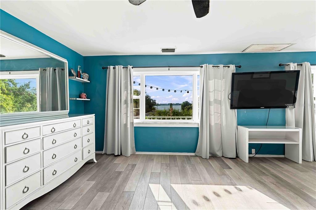 1613 Wharf Road Sarasota, FL 34231 - Photo 26 of 81 Gallery Image 26