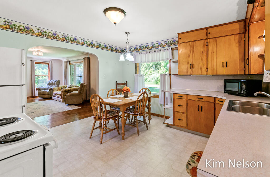 7692 South 80th Avenue Rothbury, MI 49452 - Photo 17 of 39 7692S.80th-18LoRes