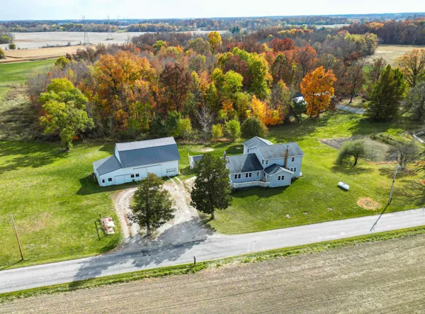 $529,900 | 2389 South Whitley Road, Columbia City, IN 46725