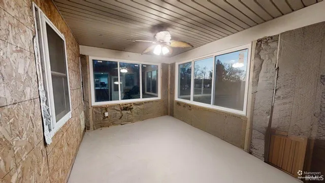 $529,900 | 2389 South Whitley Road, Columbia City, IN 46725