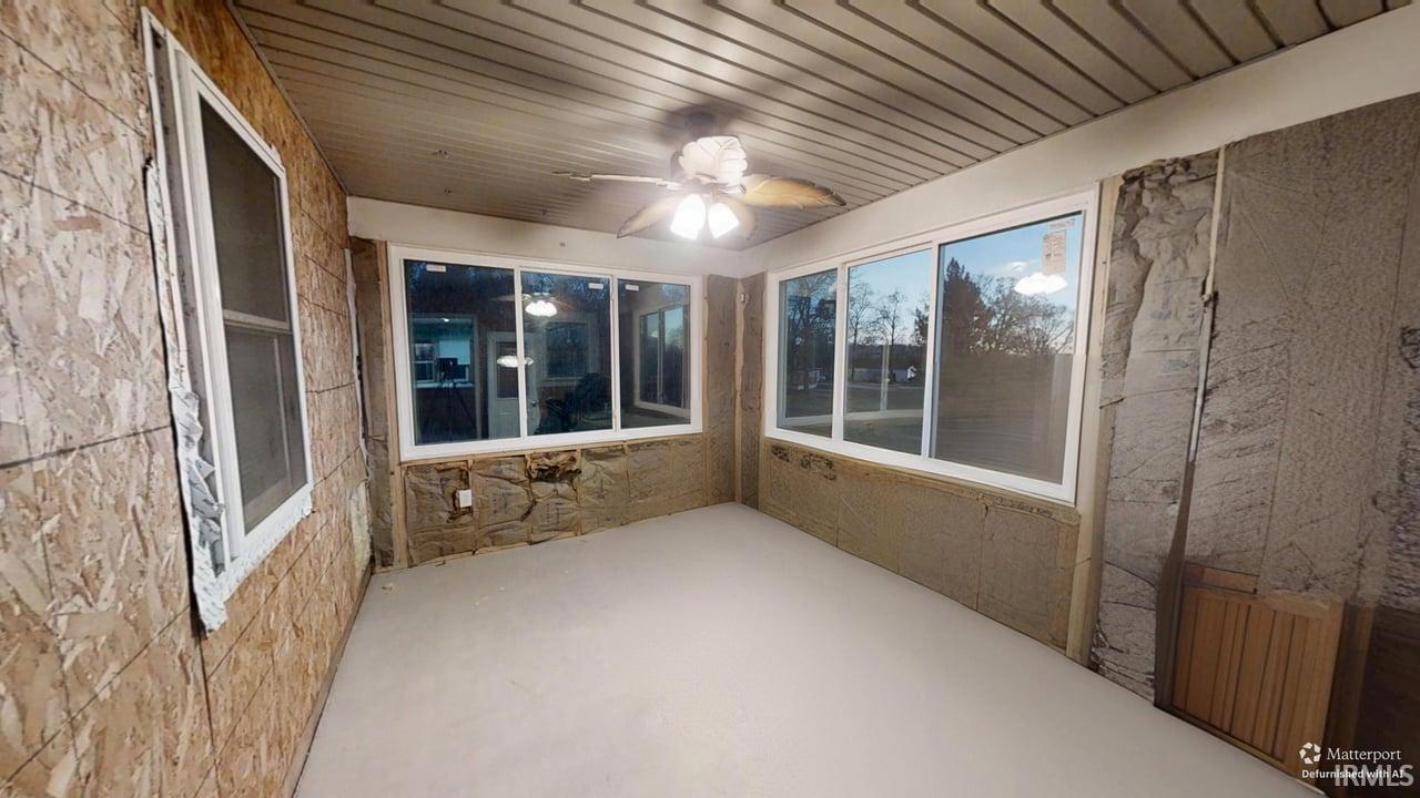 2389 South Whitley Road Columbia City, IN 46725 - Photo 17 of 35