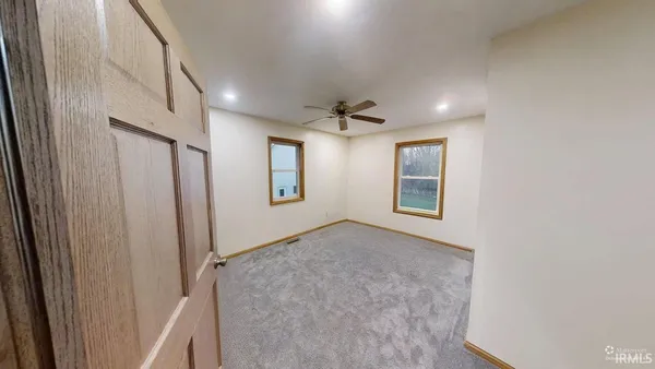 $529,900 | 2389 South Whitley Road, Columbia City, IN 46725