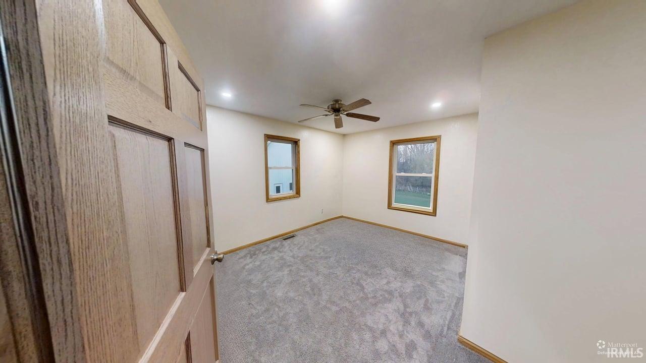 2389 South Whitley Road Columbia City, IN 46725 - Photo 21 of 35