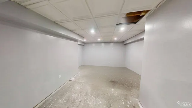 $529,900 | 2389 South Whitley Road, Columbia City, IN 46725