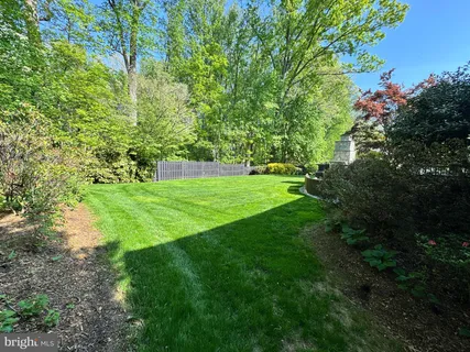 $1,600,000 | 2006 Carriage Court, Vienna, VA 22181