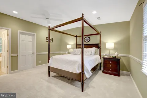 $1,600,000 | 2006 Carriage Court, Vienna, VA 22181
