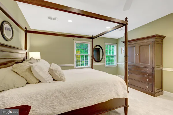$1,600,000 | 2006 Carriage Court, Vienna, VA 22181