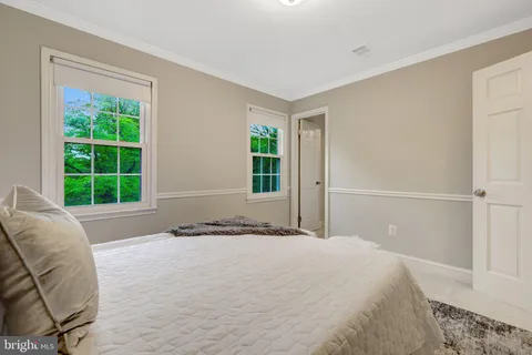 $1,600,000 | 2006 Carriage Court, Vienna, VA 22181