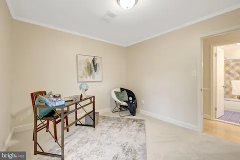 $1,600,000 | 2006 Carriage Court, Vienna, VA 22181