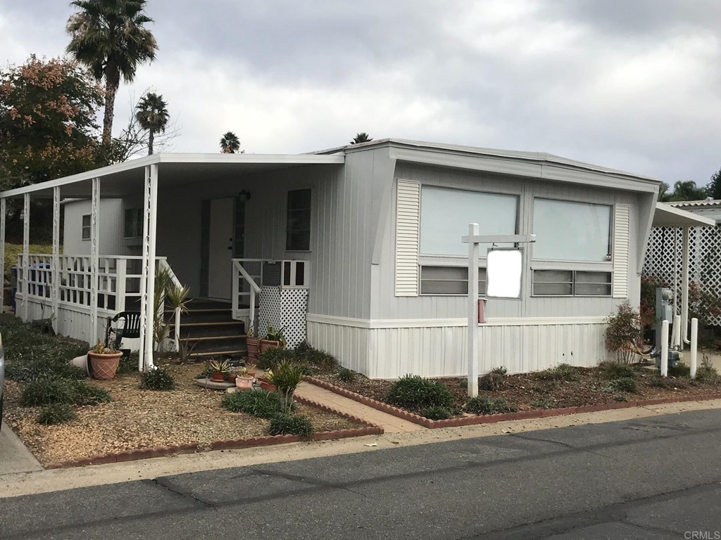 1120 East Mission Road, Unit 78 Fallbrook, CA 92028 - Photo 1 of 1