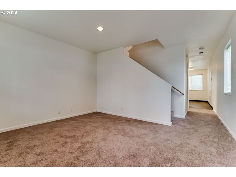249 South 41st Place Springfield, OR 97478 - Photo 8 of 17 a view of an empty room