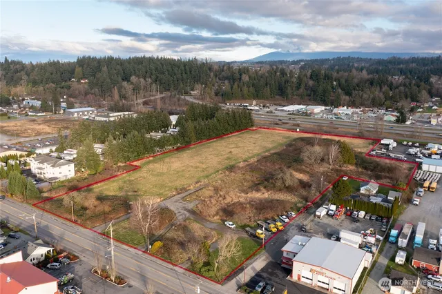 $1,999,999 | 2318 Old Highway 99 South Road, Mount Vernon, WA 98273