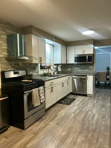 $449,999 | 2521 Geele Avenue, Sheboygan, WI 53083