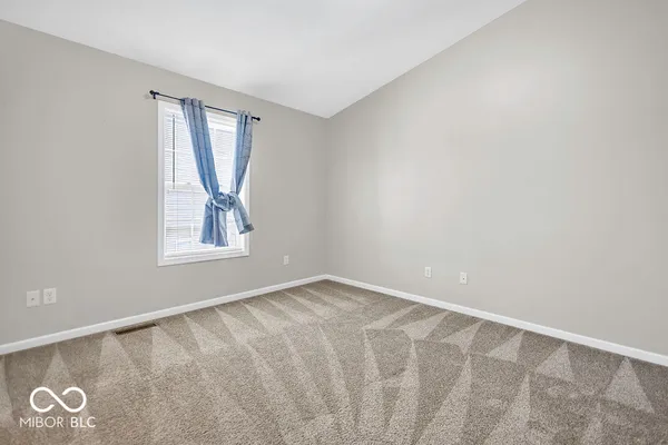 $210,000 | 1250 West Adams Hill Circle, Unit 503, Bloomington, IN 47403