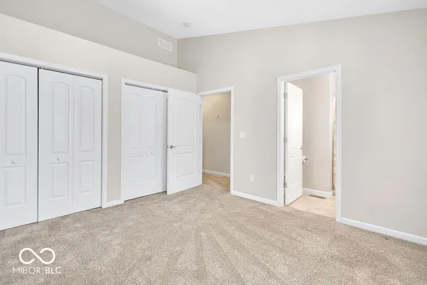 $207,500 | 1250 West Adams Hill Circle, Unit 503, Bloomington, IN 47403