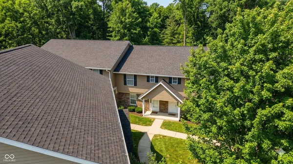 $210,000 | 1250 West Adams Hill Circle, Unit 503, Bloomington, IN 47403