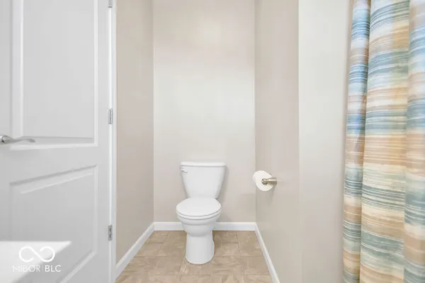 $207,500 | 1250 West Adams Hill Circle, Unit 503, Bloomington, IN 47403