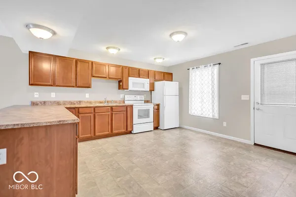 $210,000 | 1250 West Adams Hill Circle, Unit 503, Bloomington, IN 47403