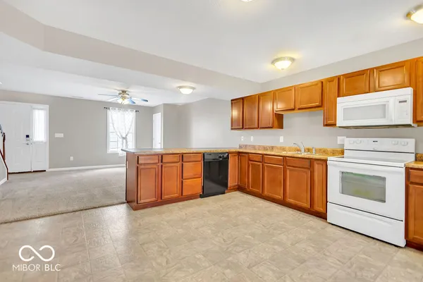 $210,000 | 1250 West Adams Hill Circle, Unit 503, Bloomington, IN 47403