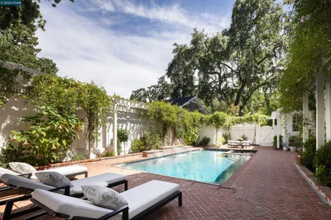 $9,500,000 | 1733 Alameda Diablo, Diablo, CA 94528