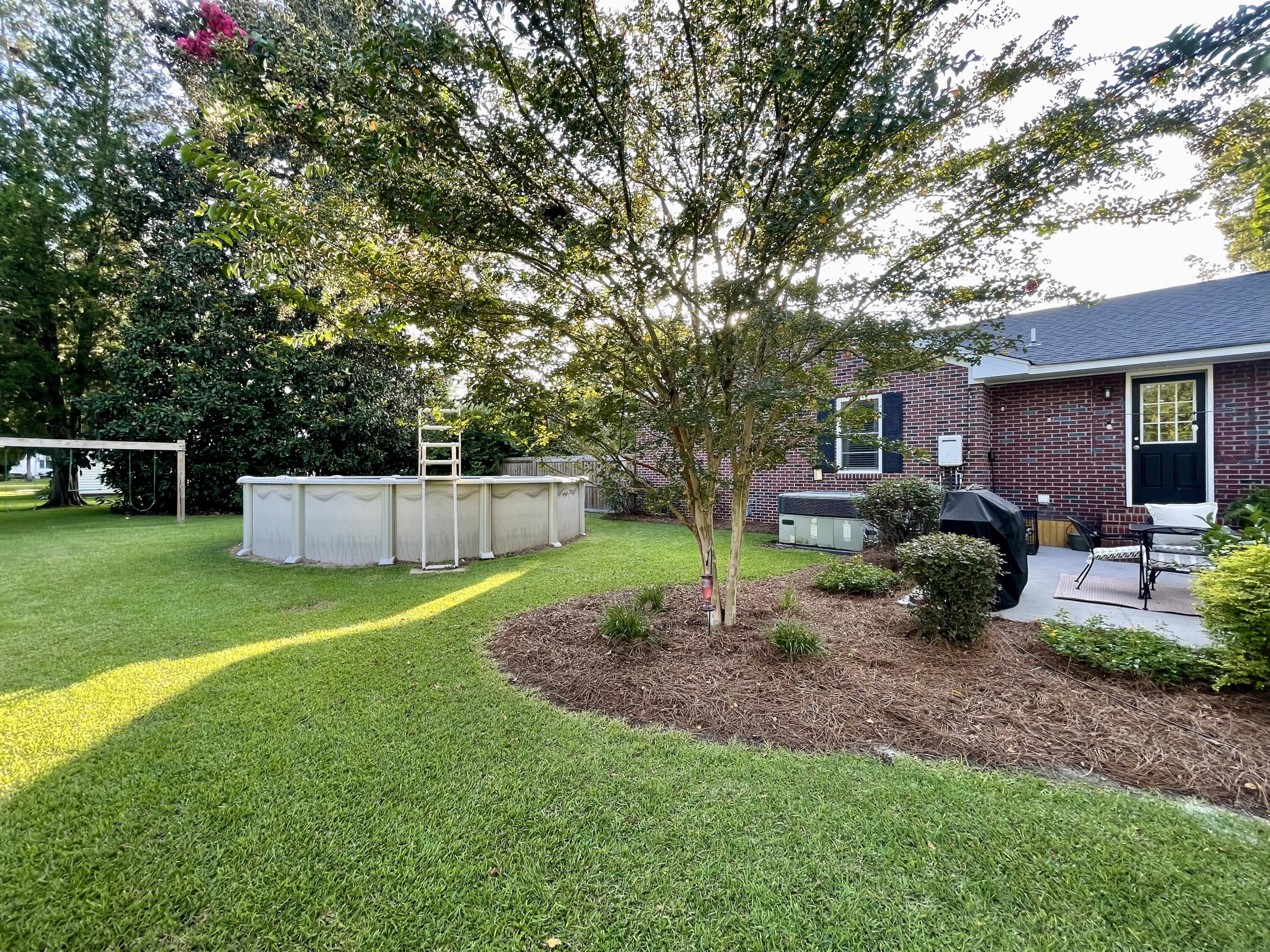 706 Sears Street St. George, SC 29477 - Photo 19 of 25 above ground pool