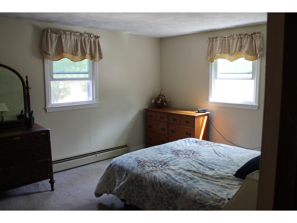 72 Chase Road Londonderry, NH 03053 - Photo 8 of 20