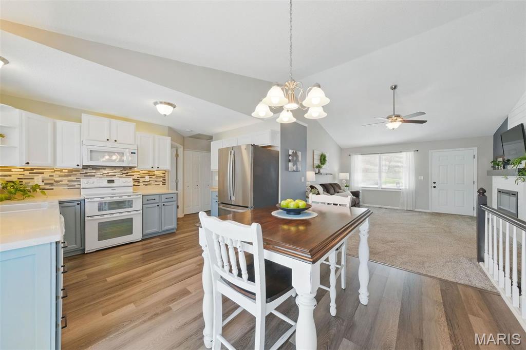 40 Muir Street Eureka, MO 63025 - Photo 12 of 39