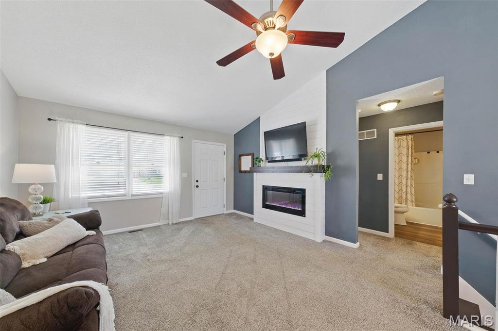 40 Muir Street Eureka, MO 63025 - Photo 7 of 39