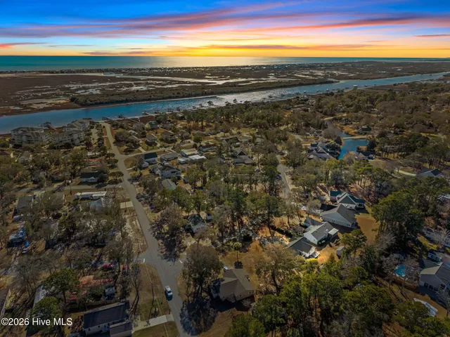 $429,000 | 425 Water Oak Wynd Southwest, Sunset Beach, NC 28468