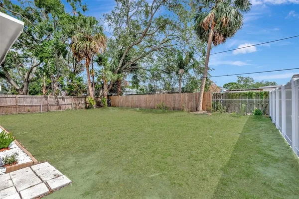 $3,200 | 4714 West Vasconia Street, Tampa, FL 33629