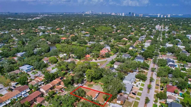 $3,300 | 4714 West Vasconia Street, Tampa, FL 33629